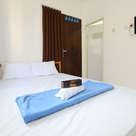 Kamar Keluarga Kalideres จาการ์ตา ภายนอก รูปภาพ