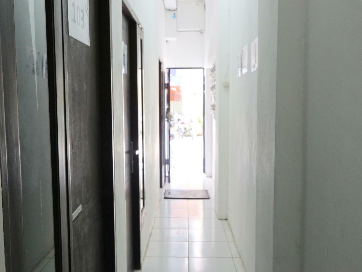 Kamar Keluarga Kalideres จาการ์ตา ภายนอก รูปภาพ
